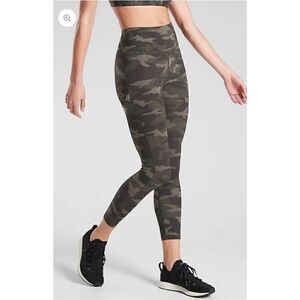 Athleta camo leggings 